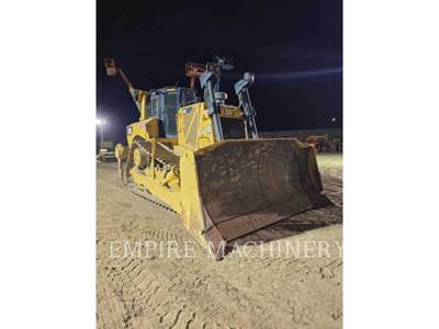 Caterpillar D8T Dozer