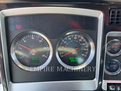 Kenworth T800 Engine