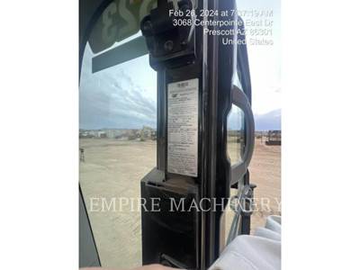 Caterpillar 323 Excavator