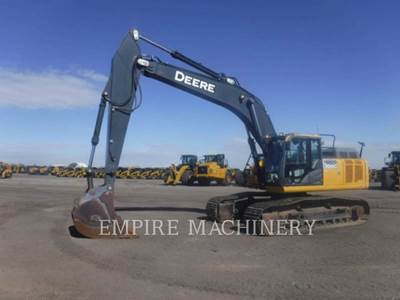 John Deere 300 GLC Excavator