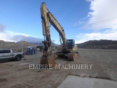 Komatsu PC400LC-8 Excavator
