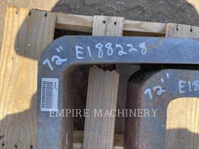 Caterpillar TH TNS72" Fork