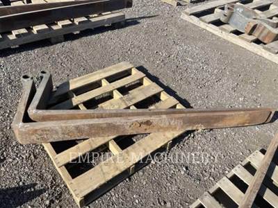 Caterpillar TH TNS72" Fork