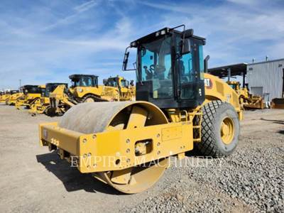 Caterpillar CS12-03 CA Padfoot Roller Compactor