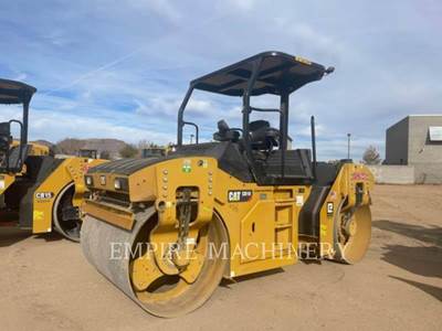 Caterpillar CB10 Smooth Drum Roller Compactor