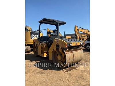 Caterpillar CB10 Smooth Drum Roller Compactor