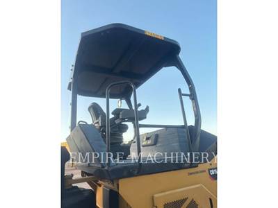 Caterpillar CB15 5A Smooth Drum Roller Compactor