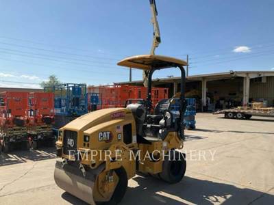 Caterpillar CC2.7GC-03 Smooth Drum Roller Compactor