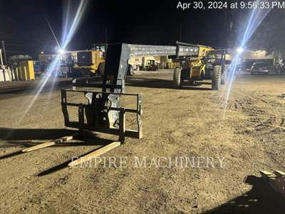 Caterpillar TL943D Telehandler