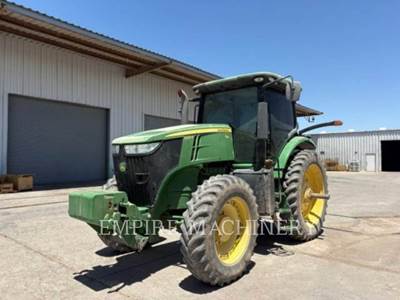 John Deere 7200R Tractor