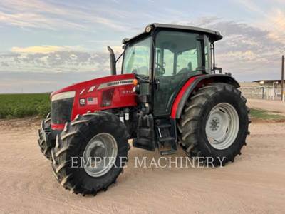 Massey Ferguson MF6712 CAB Tractor