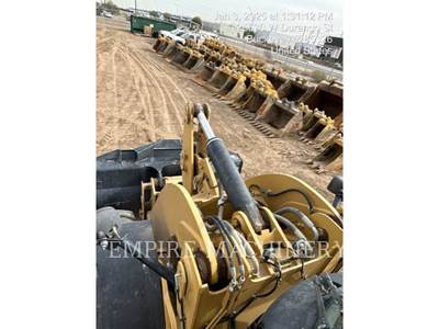 Caterpillar 930M Wheel Loader