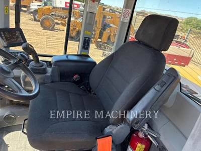 Caterpillar 938M Wheel Loader