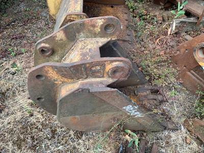 Case Backhoe Bucket for 580C, 580CD, 580K Loader Backhoe