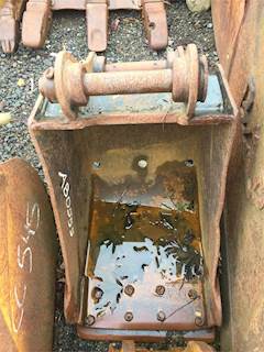 Caterpillar 18" Ditching Bucket