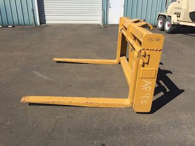 5' CAT Forks with Balderson Style Quick Coupler