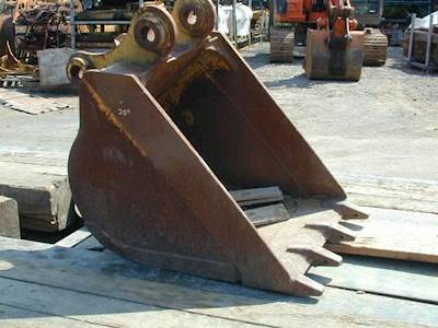 Caterpillar 28" Bucket