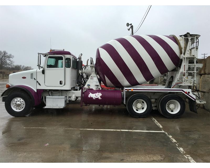 2005 Peterbilt 357 Mixer / Ready Mix / Concrete Truck For Sale