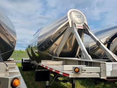 2018 LBT 1000 Cu Ft 3 Hopper Dry Bulk / Pneumatic Tank Trailer