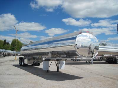2027 LBT 9200 Gallon 1 Compartment DOT 406 Fuel Tanker Trailer – Disc Brakes