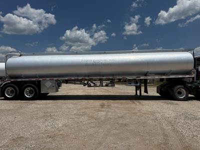 LBT 9500 Gallon 5 compartment Fuel Tanker Trailer