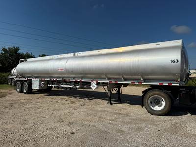 2014 Polar 9300 Gallon Double Taper Fuel Tanker Trailer