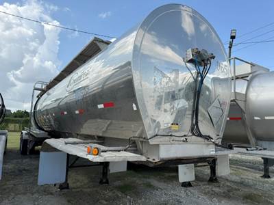 1991 Brenner 7000 Gallon SS Center Discharge Non Code Tank Trailer