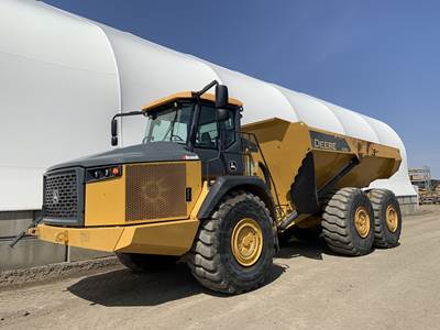John Deere 410E Articulated Dump Truck