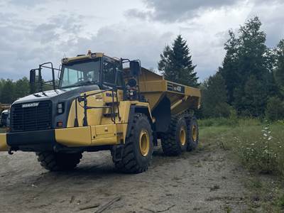 Komatsu HM400-5 Articulated Truck