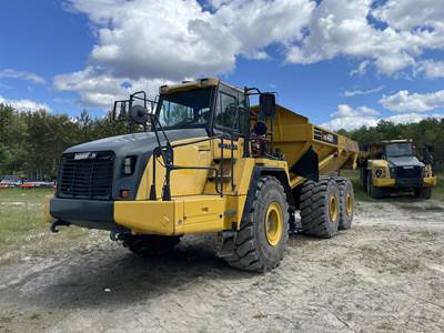 Komatsu HM400 Articulated Truck