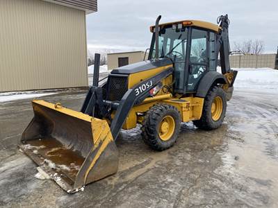 John Deere 310SJ Backhoe