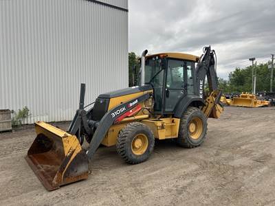 John Deere 310SK Backhoe