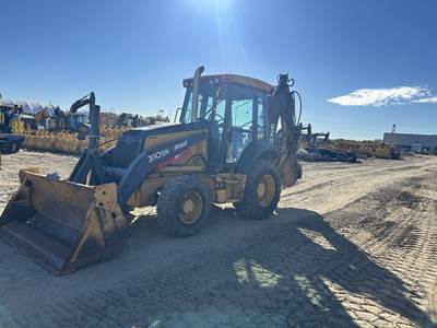 John Deere 310SK Backhoe