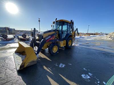John Deere 320 P-TIER Backhoe