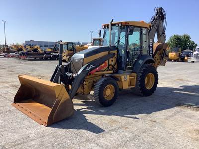 John Deere 410L Backhoe