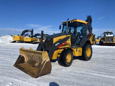 John Deere 410L Backhoe
