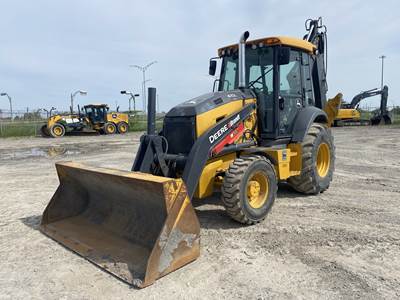 John Deere 410L Backhoe