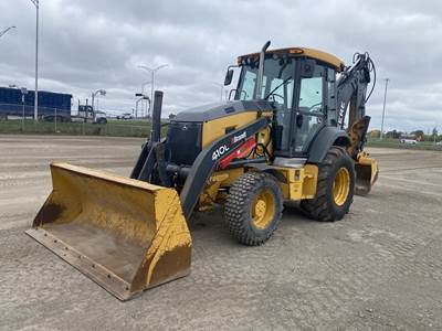 John Deere 410L Backhoe