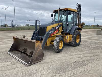 John Deere 410L Backhoe