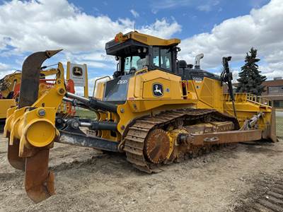 John Deere 1050K Dozer