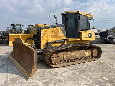 John Deere 750L Dozer