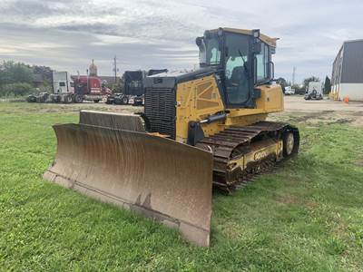 John Deere 750L Dozer