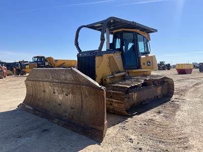John Deere 850J Dozer