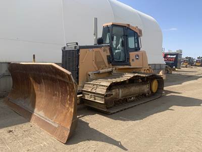 John Deere 850J Dozer