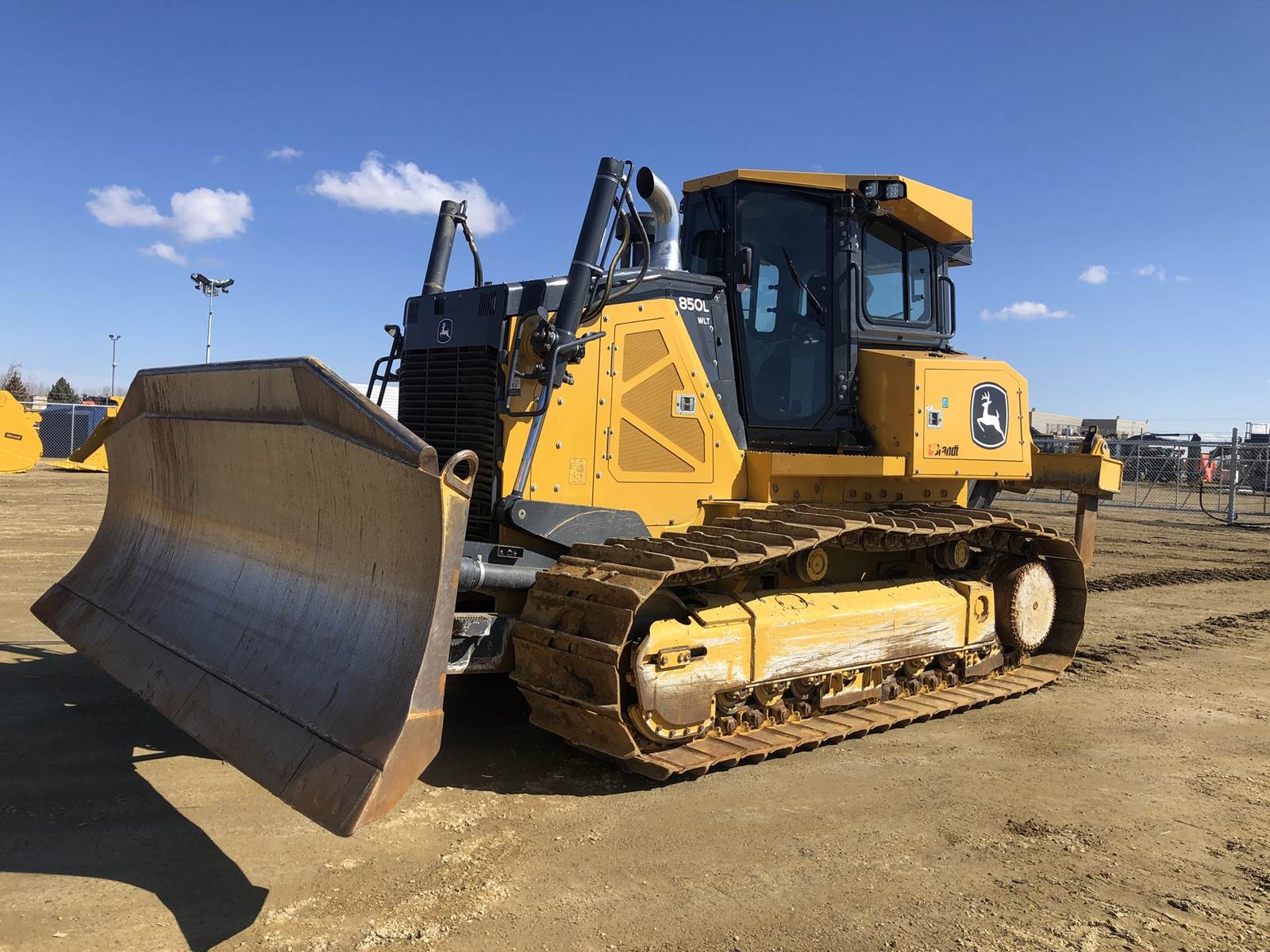 2021 John Deere 850L Dozer For Sale, 2,056 Hours Red Deer, AB, Canada