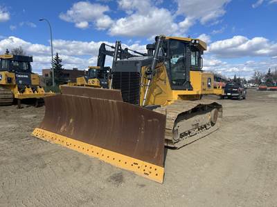 John Deere 850L Dozer