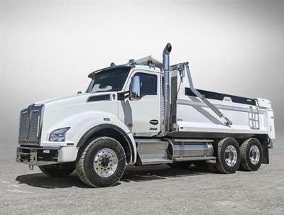 Kenworth T880 Dump Truck - Cummins 510HP