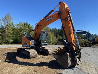 Doosan DX235 Excavator