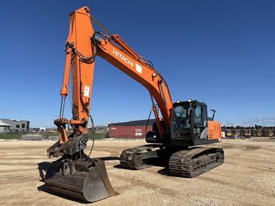 Hitachi ZX210 LC Excavator