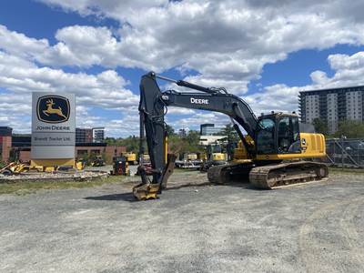 210 P Excavator